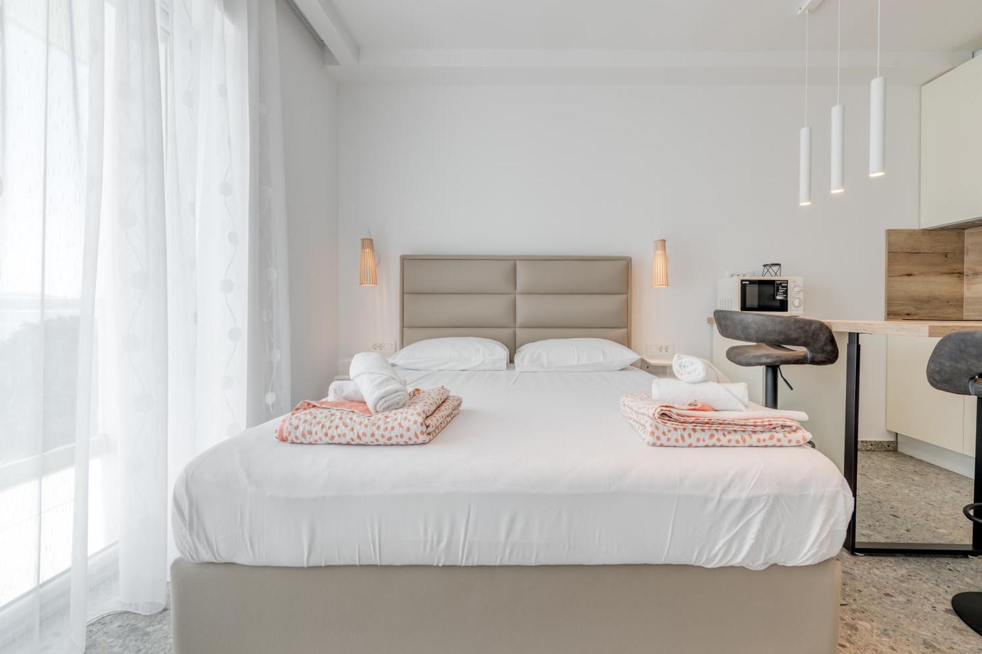Deluxe Seaview Villa Kennedy III Мимице Екстериор снимка